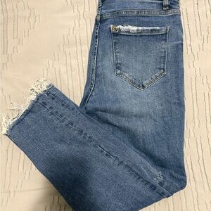 Kensie Frayed Hem Blue Jeans